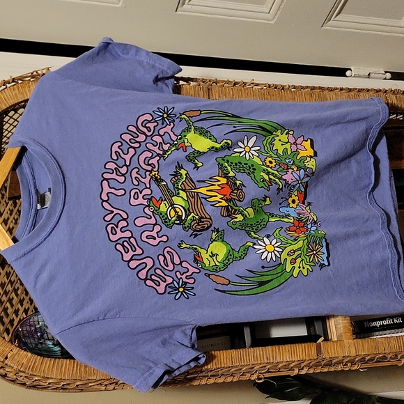 Teen Hearts Tops - Psychedelic Frog Shirt